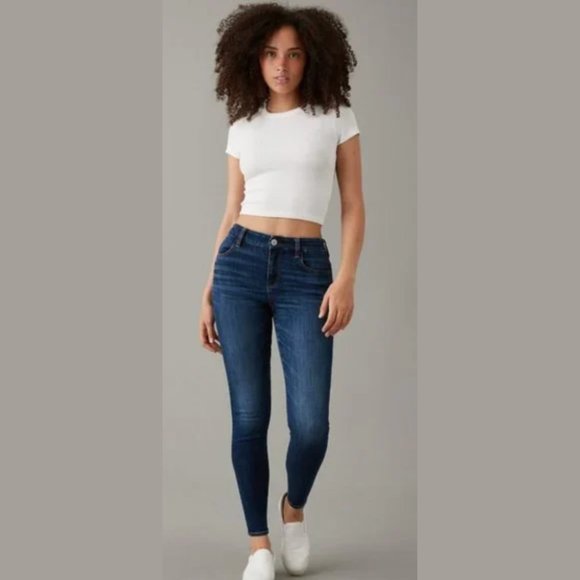 American Eagle Outfitters Denim - American Eagle Super Hi-Rise Jegging in Dark Wash (14-R)